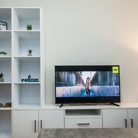 Apartment Relaxing 2 Bd With Balcony In Zografou *